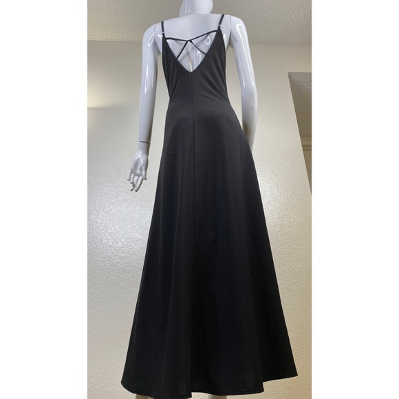 Urban Outfitters Maxi Dress - Picture 4 of 16